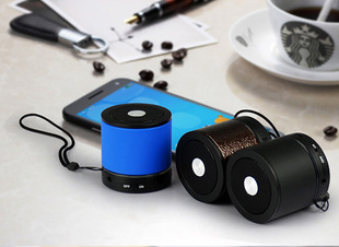 其他數(shù)碼產(chǎn)品-深圳藍(lán)牙工廠 FM收音機 插TF卡 無線連接 智能藍(lán)牙音響 S12.