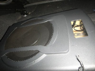 深圳聆聽圣駕現代朗動汽車音響改裝與全車隔音 提升駕乘體驗